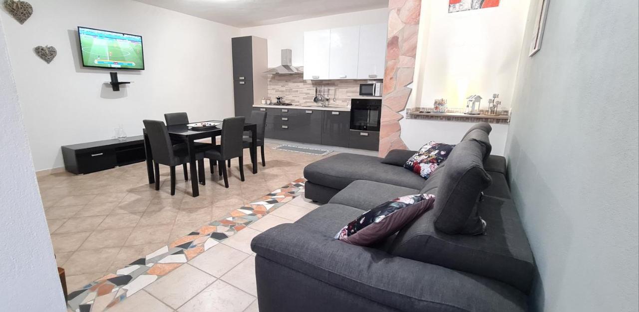 Casa Lory Βίλα SantʼAntìoco Εξωτερικό φωτογραφία